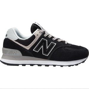 Size 8 black new balance 574!
